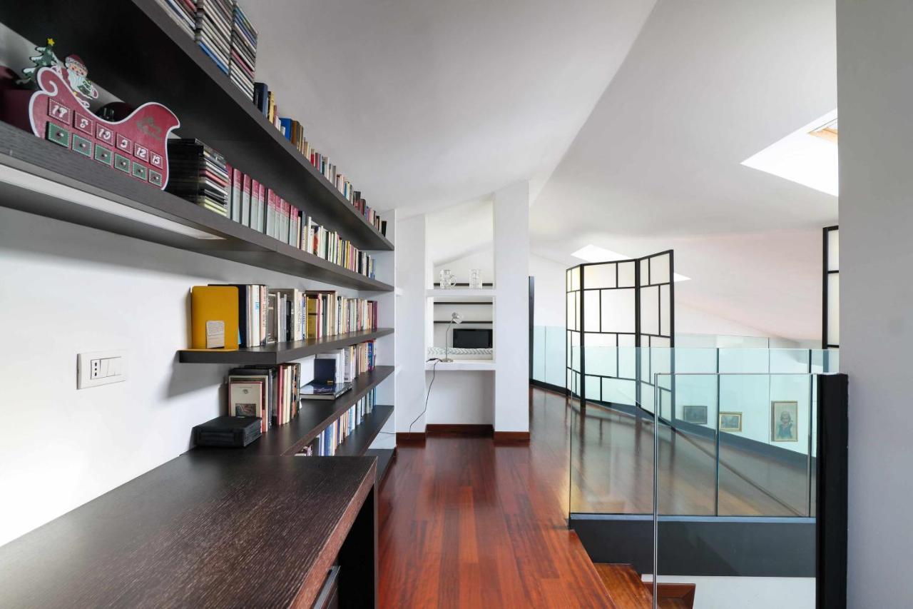 Npa20 Luxury Large In Navigli District Mailand